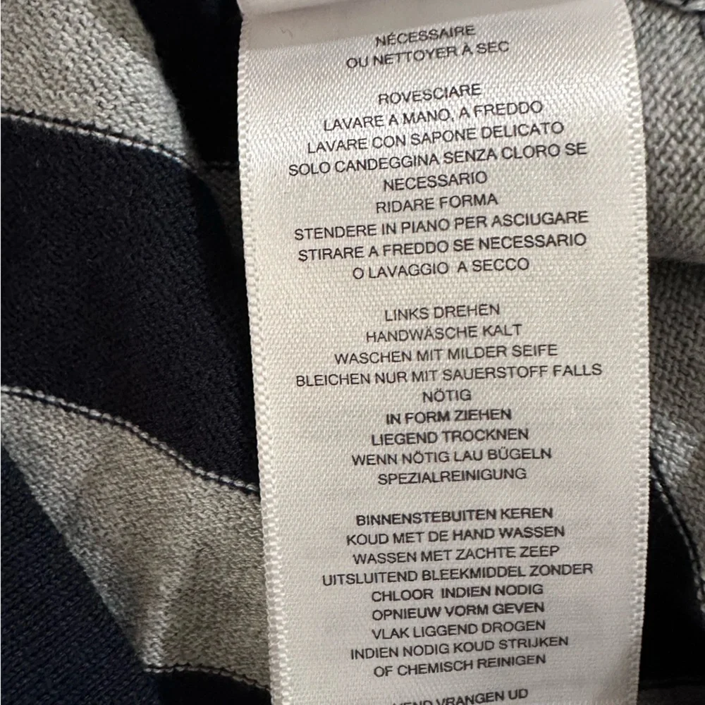 Michel Kors Men’s Knit Striped Sweater Navy Blue/ Gray Size Small